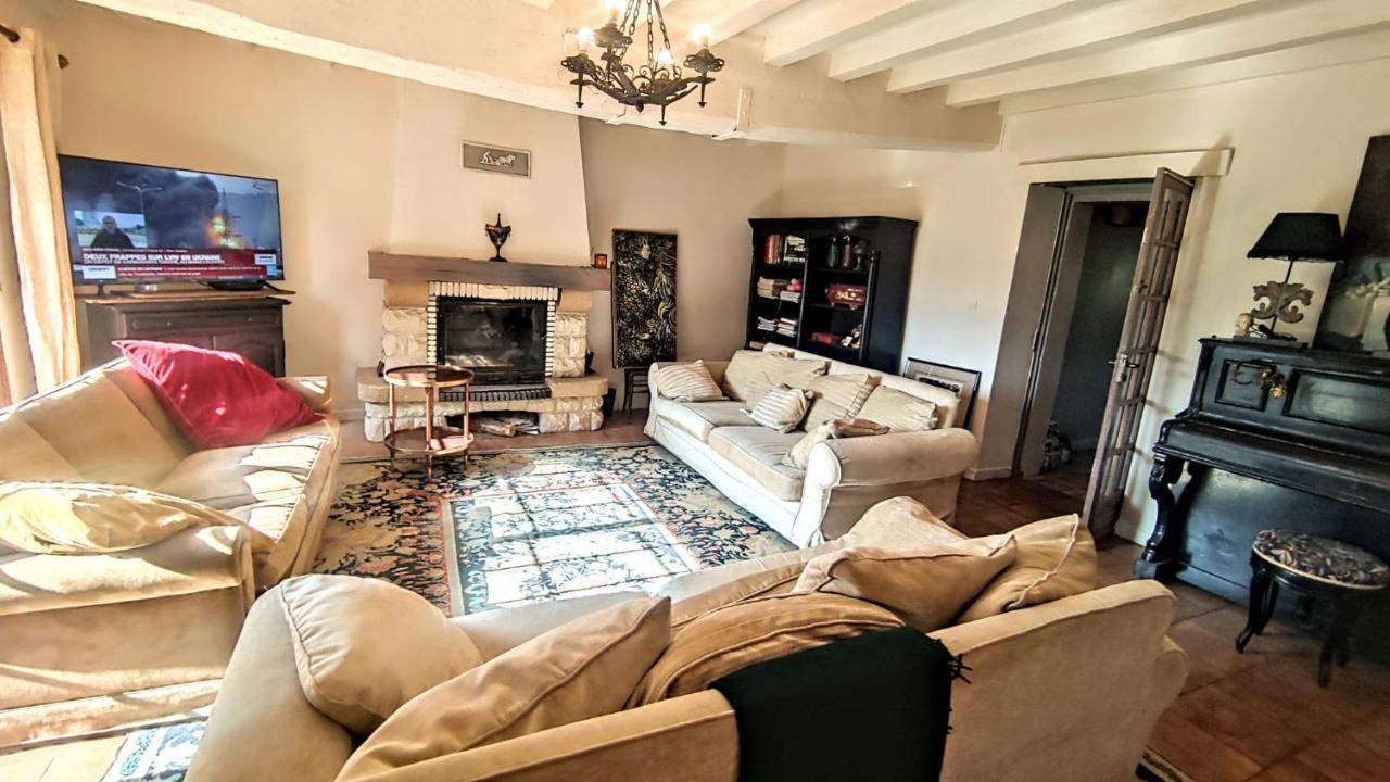 La Maison Bleue Varzy Esterno foto