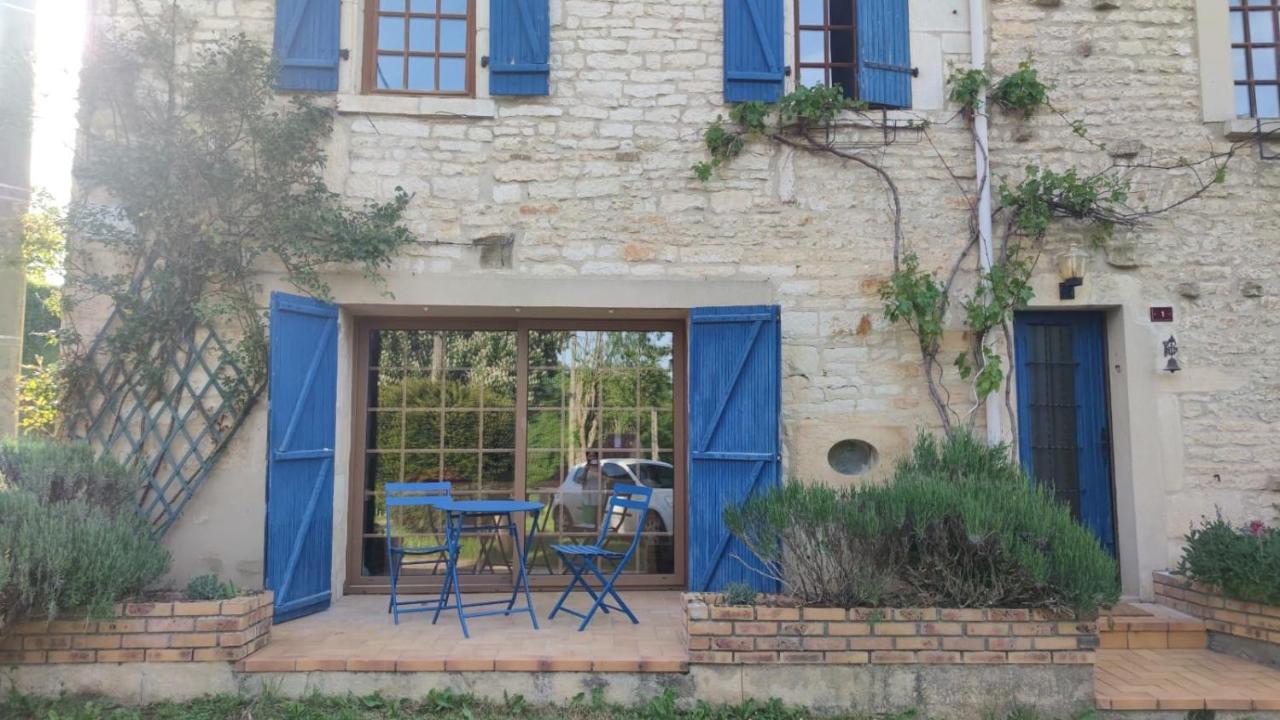 La Maison Bleue Varzy Esterno foto